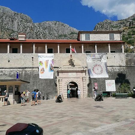 New Renovated Old Town Martiva Apartment Kotor Quarto foto