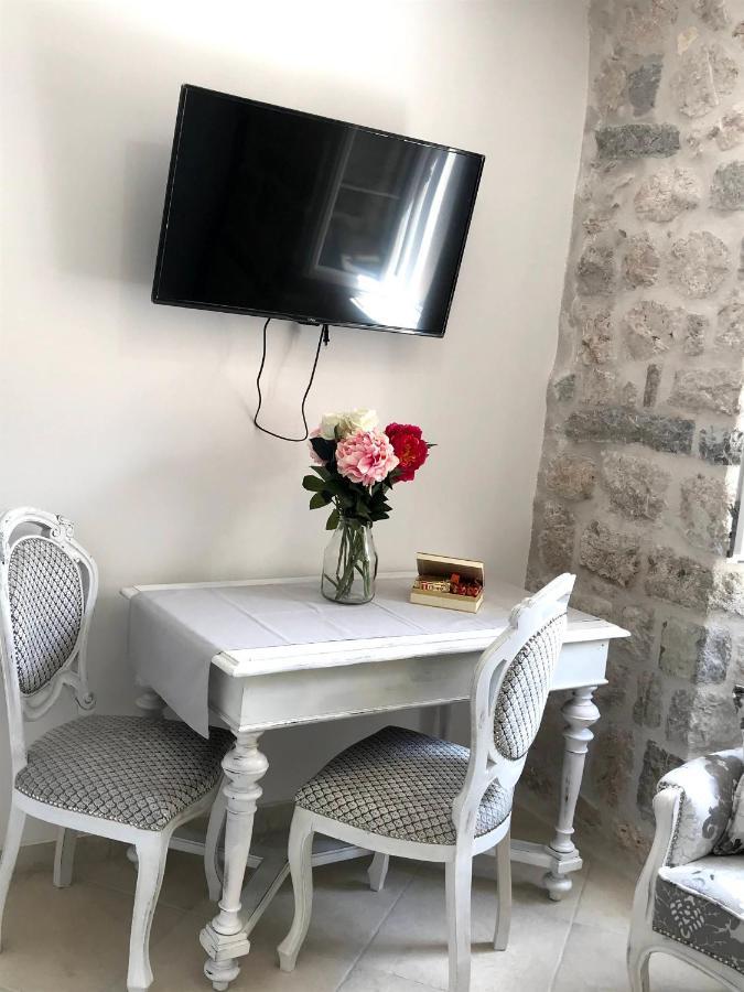 New Renovated Old Town Martiva Apartment Kotor Exterior foto