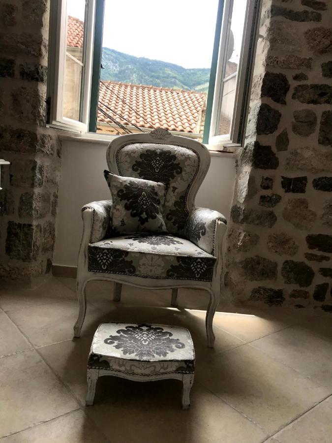 New Renovated Old Town Martiva Apartment Kotor Exterior foto