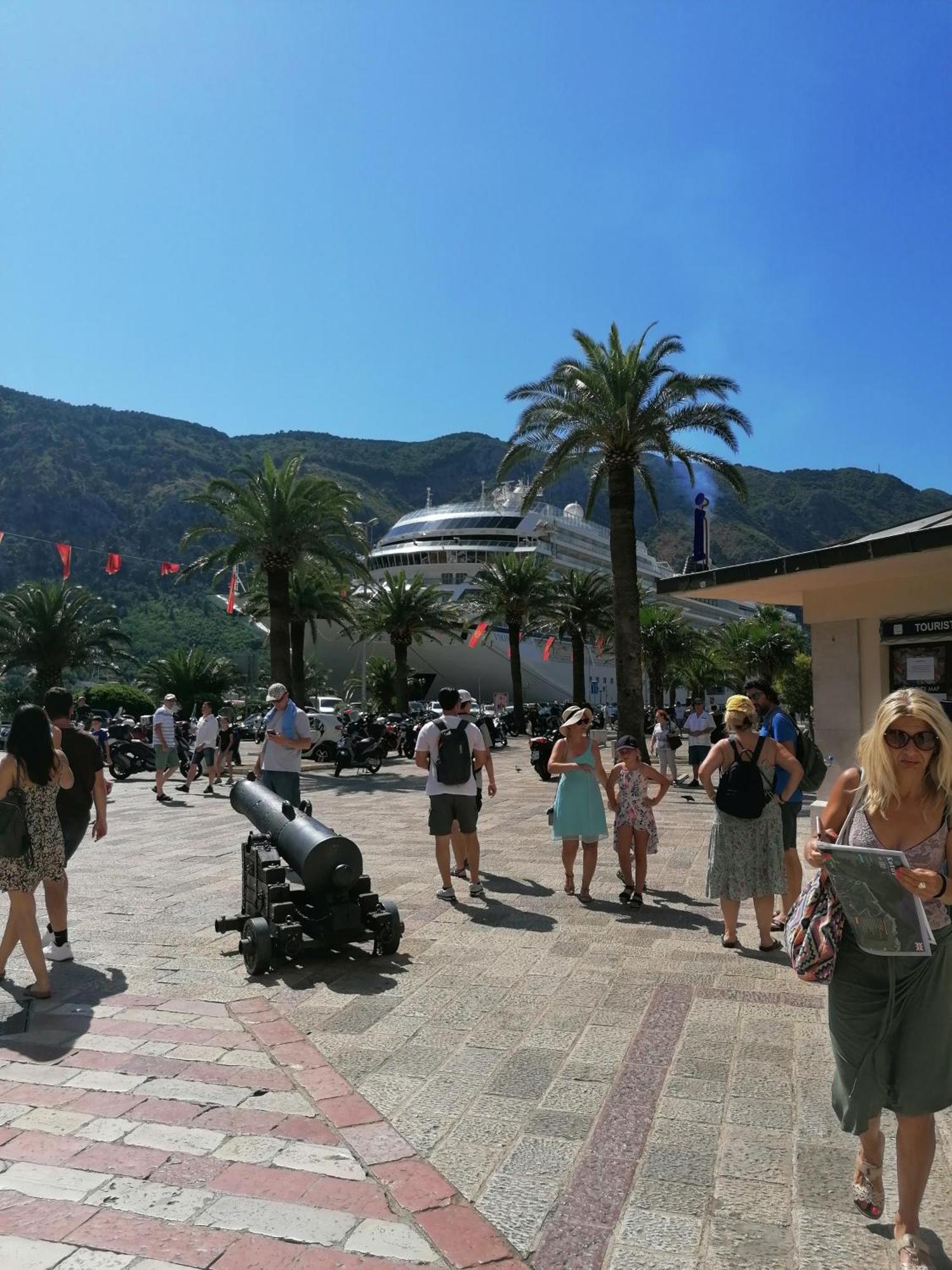 New Renovated Old Town Martiva Apartment Kotor Quarto foto