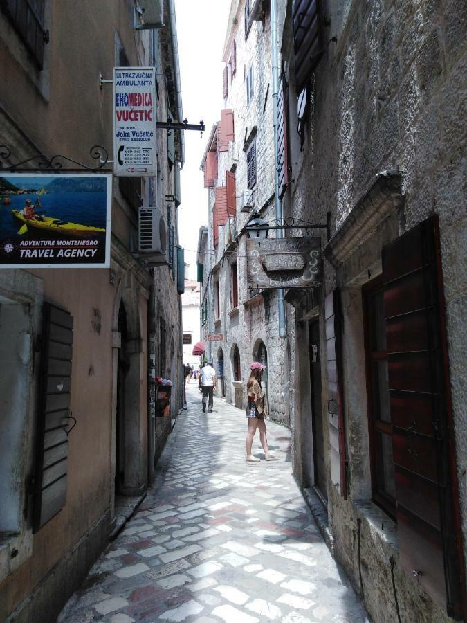 New Renovated Old Town Martiva Apartment Kotor Exterior foto